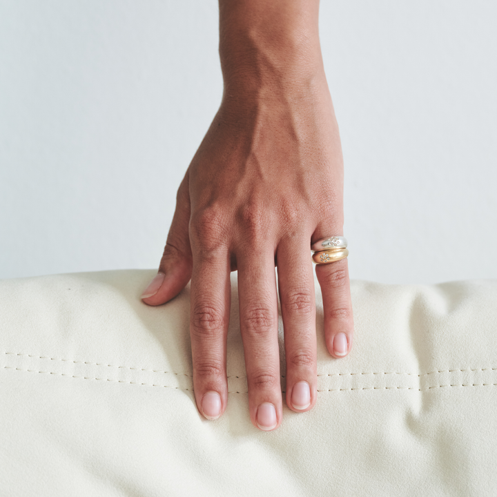 Champagne Siglum Ring