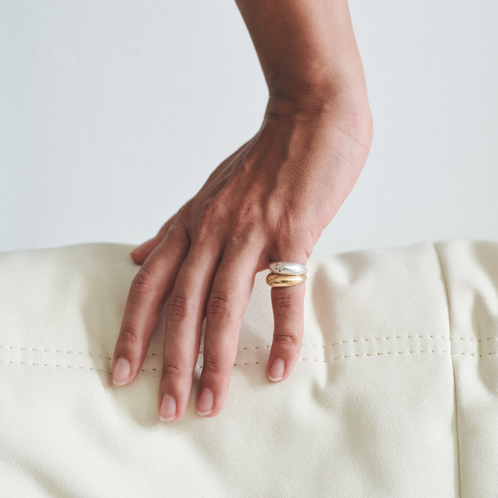 Champagne Siglum Ring