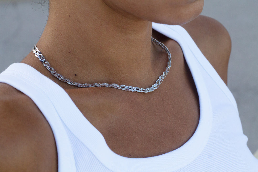 Woven S-Link Chain Necklace