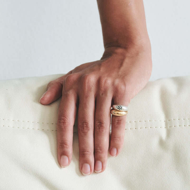 Black Siglum Ring