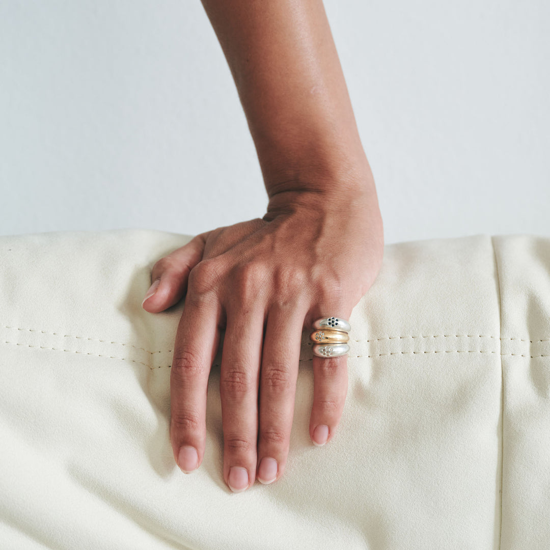 Black Siglum Ring