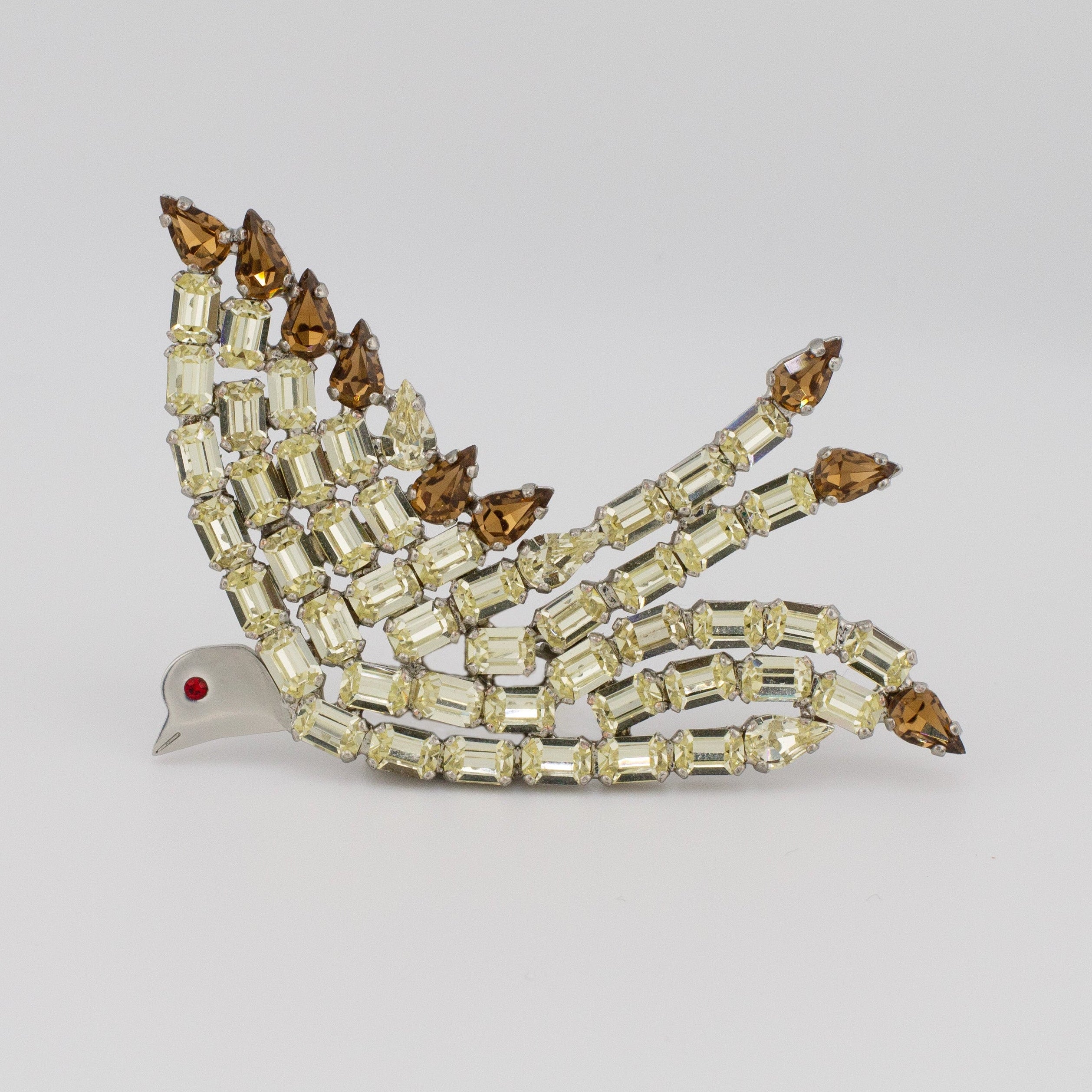 Jonquil Dove Brooch