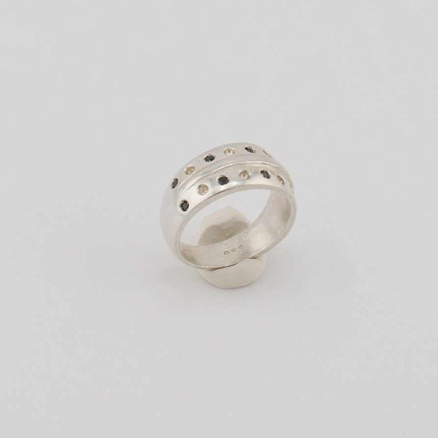 CORE Ring w/ Alternating Stones