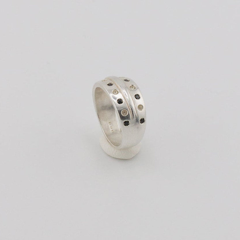 CORE Ring w/ Alternating Stones