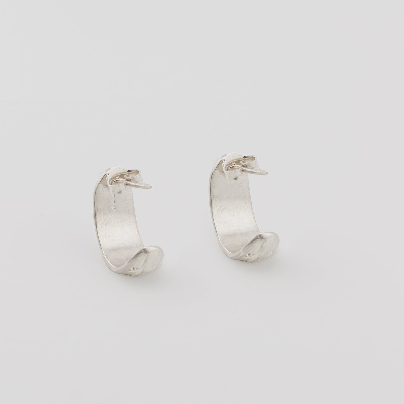 CORE Scoop Earrings w/ Alternating Stones